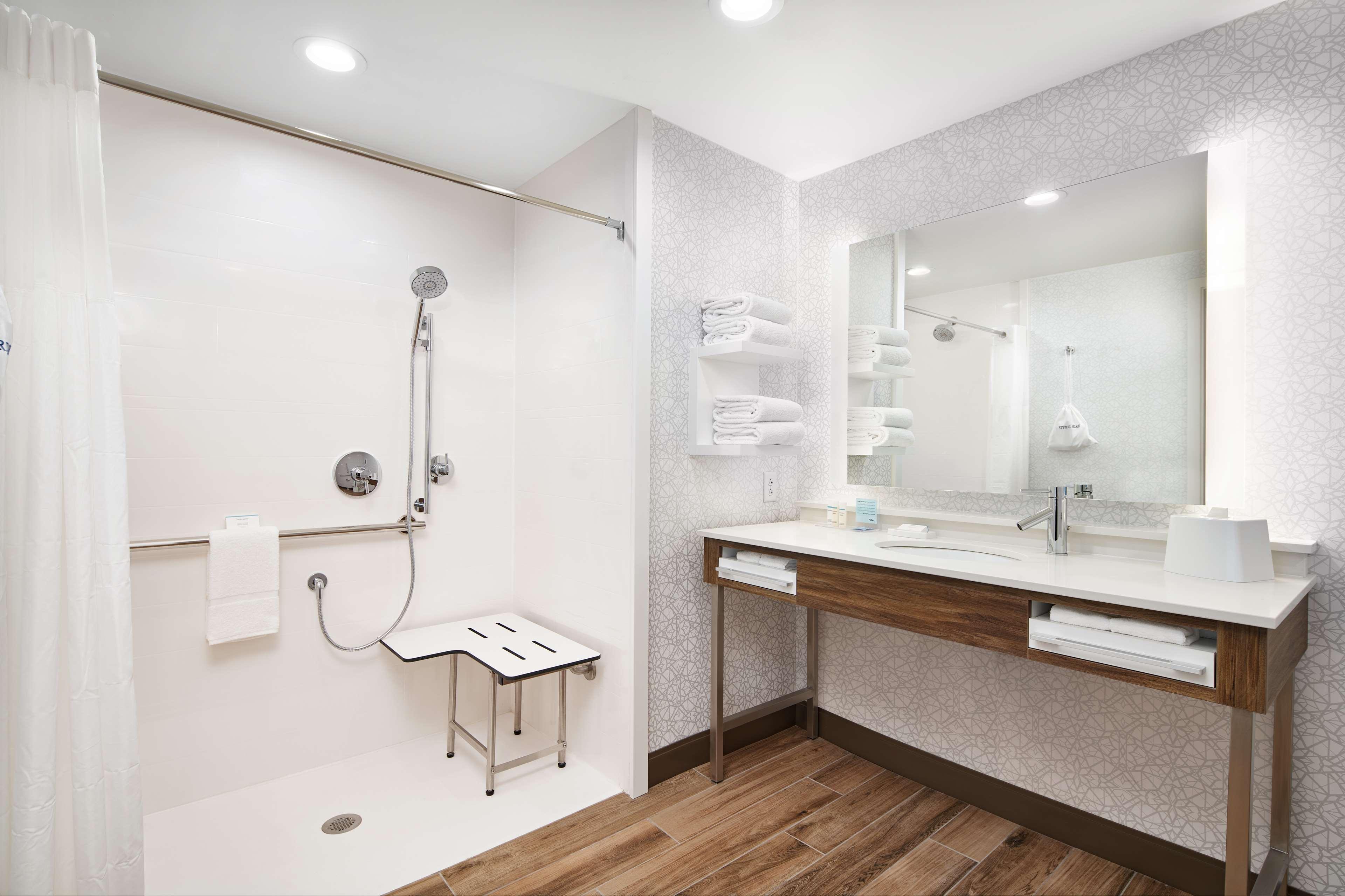 Hampton Inn كلوستون المظهر الخارجي الصورة