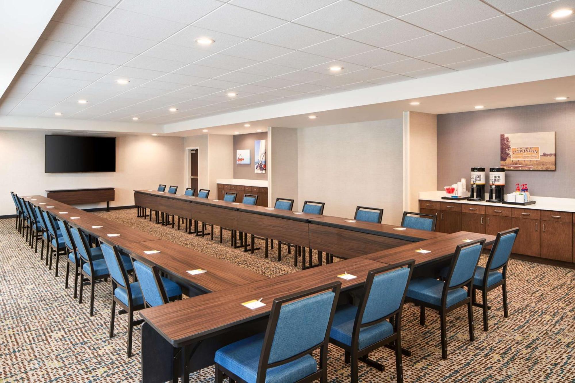 Hampton Inn كلوستون المظهر الخارجي الصورة